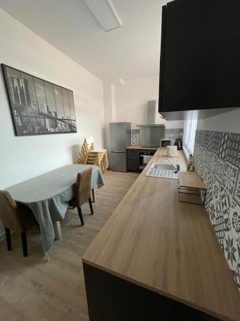 La Leonce, Superbe Appartement Plein Centre Armentieres Exterior photo