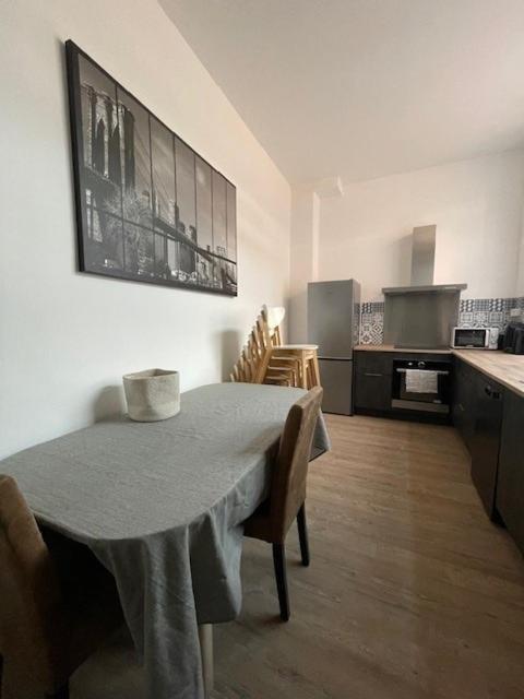 La Leonce, Superbe Appartement Plein Centre Armentieres Exterior photo